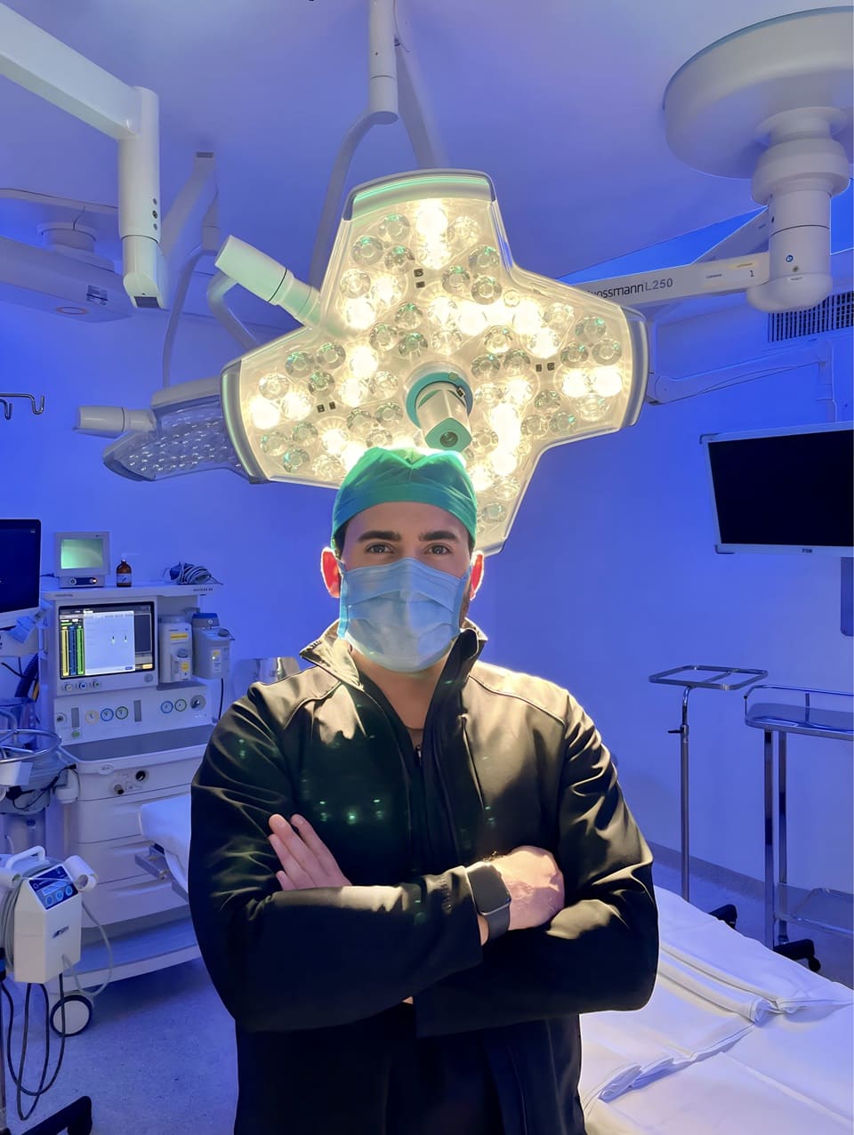 perfil-medico-especialista-cirugia-gastrointestinal-y-laparoscopica-benito-juarez-cdmx